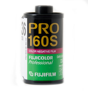 Fuiji-Pro-160S-image-of-the-original-film-roll